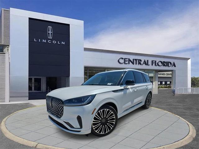 Photo of 2025 White Metallic Lincoln Aviator