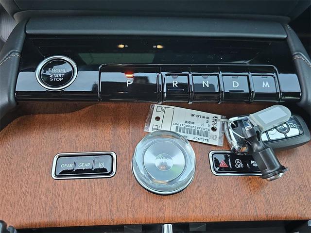 Photo of 2025 Copper Lincoln Navigator