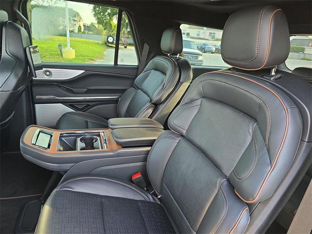 Photo of 2025 Copper Lincoln Navigator