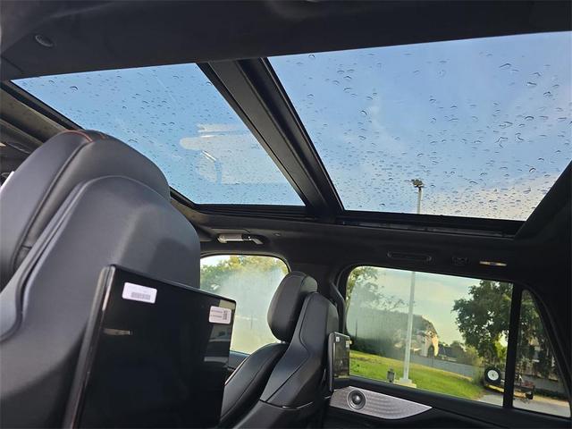 Photo of 2025 Copper Lincoln Navigator