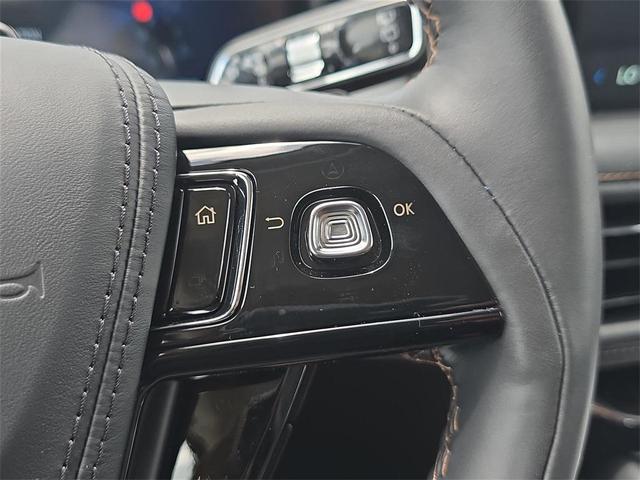 Photo of 2025 Infinite Black Metallic Clearcoat Lincoln Aviator