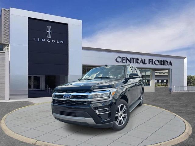 Photo of 2023 Agate Black Metallic Ford Expedition