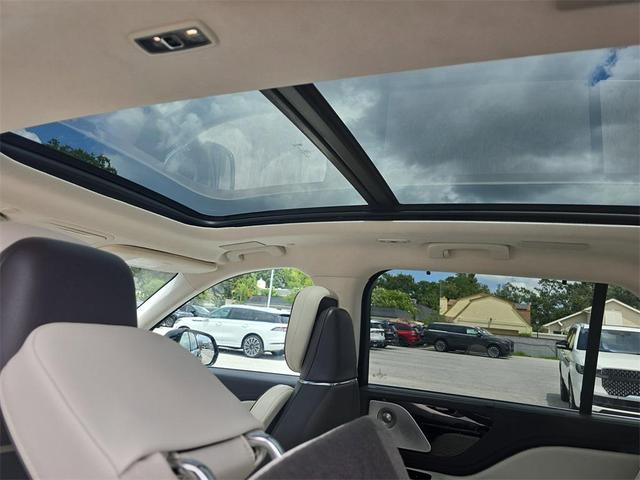 Photo of 2023 Black Metallic Lincoln Aviator