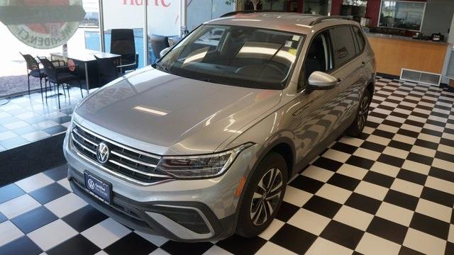 Photo of 2024 Pyrite Silver Metallic Volkswagen Tiguan