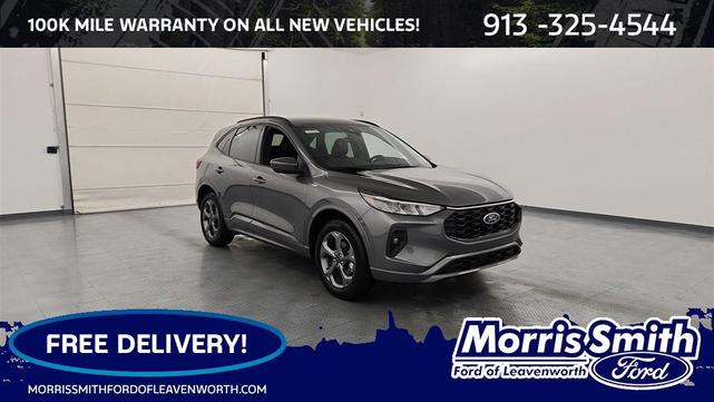 Photo of 2024 Carbonized Gray Metallic Ford Escape