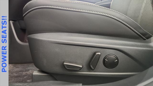 Photo of 2025 Star White Metallic Tri-Coat Ford Mustang Mach-E