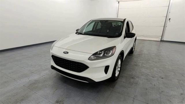 Photo of 2022 Star White Metallic Tri-Coat Ford Escape