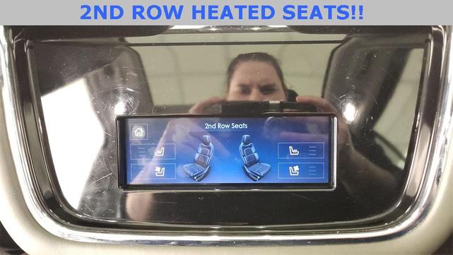Photo of 2022 Manhattan Green Metallic Premium Colorant Lincoln Navigator