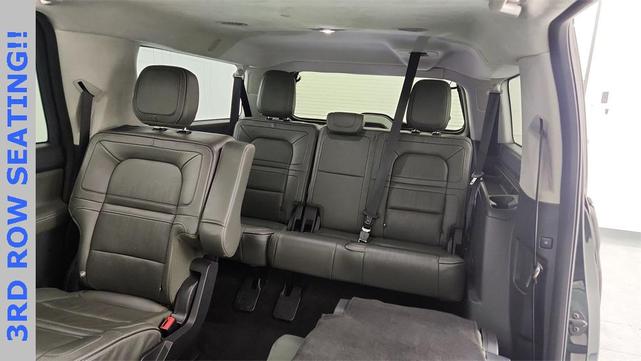 Photo of 2022 Manhattan Green Metallic Premium Colorant Lincoln Navigator