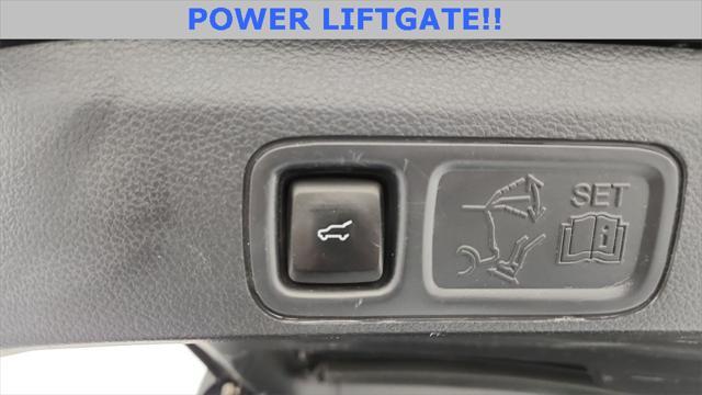 Photo of 2022 Agate Black Metallic Ford Expedition