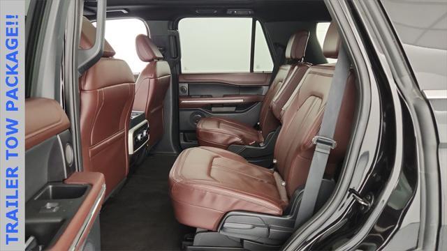 Photo of 2022 Agate Black Metallic Ford Expedition