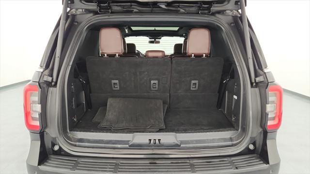 Photo of 2022 Agate Black Metallic Ford Expedition