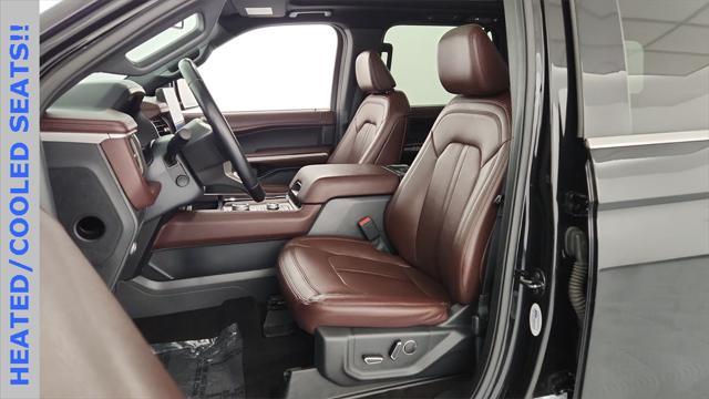 Photo of 2022 Agate Black Metallic Ford Expedition