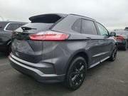 Photo of 2022 Carbonized Gray Metallic Ford Edge