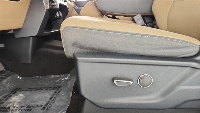 Photo of 2021 Oxford White Ford F-150