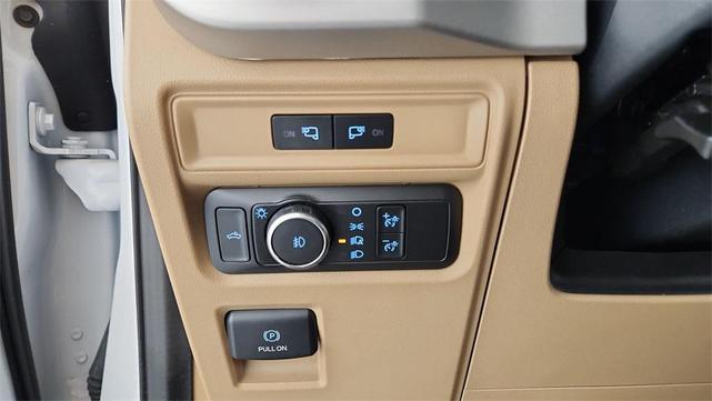 Photo of 2021 Oxford White Ford F-150