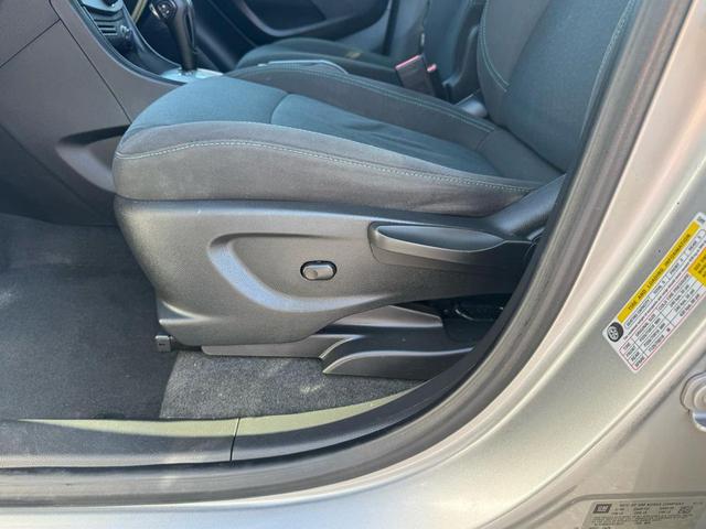 Photo of 2015 Silver Chevrolet Trax