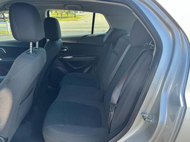 Photo of 2015 Silver Chevrolet Trax
