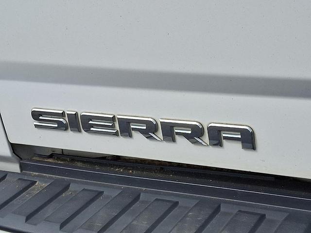 Photo of 2014 Summit White GMC Sierra 1500