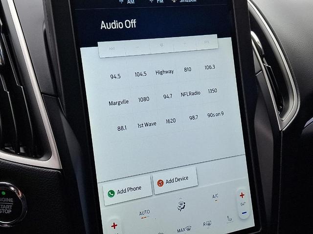 Photo of 2022 Agate Black Metallic Ford Edge