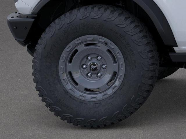 Photo of 2025 Oxford White Ford Bronco