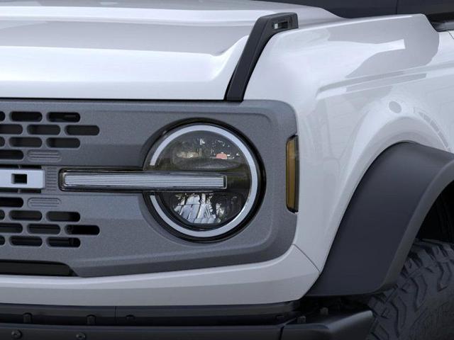 Photo of 2025 Oxford White Ford Bronco