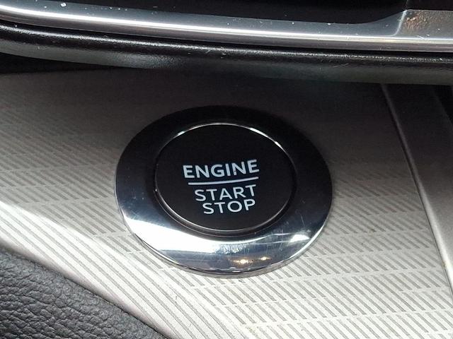 Photo of 2022 Agate Black Metallic Ford Explorer