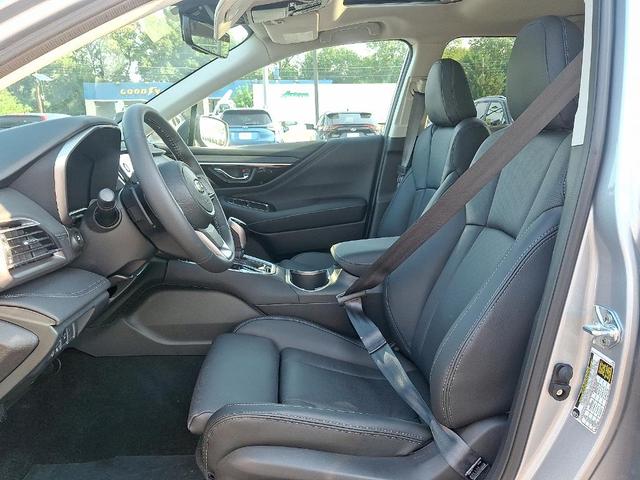 Photo of 2025 Ice Silver Metallic Subaru Outback