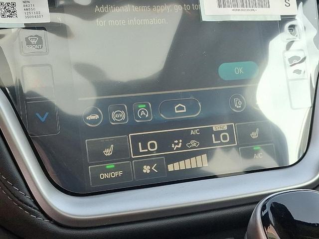Photo of 2025 Ice Silver Metallic Subaru Outback