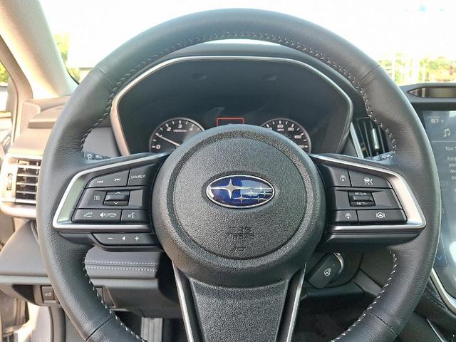 Photo of 2025 Ice Silver Metallic Subaru Outback