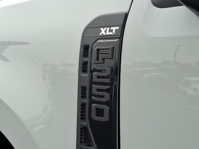Photo of 2025 Avalanche Ford F-250