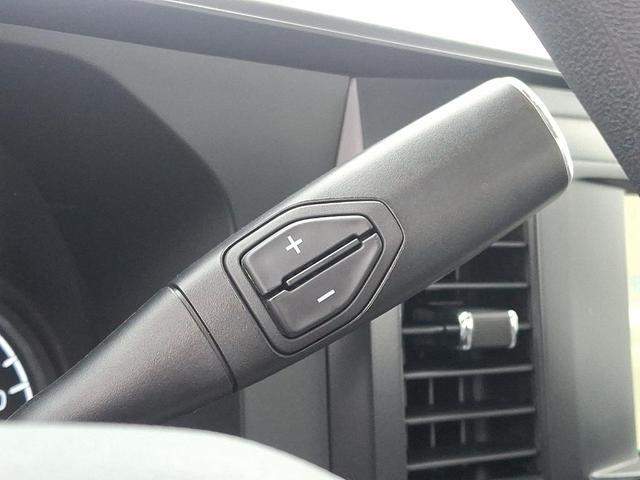 Photo of 2025 Oxford White Ford F-250