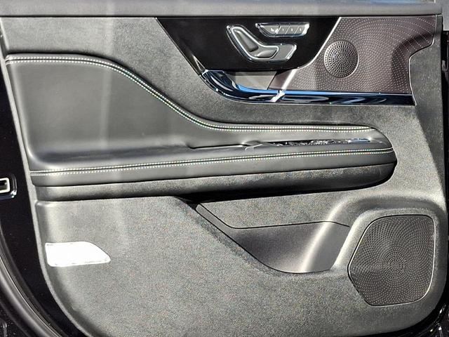 Photo of 2025 Black Metallic Lincoln Corsair