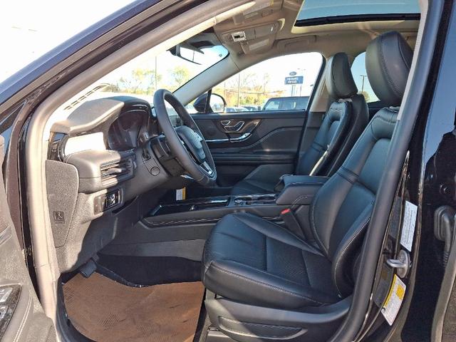 Photo of 2025 Black Metallic Lincoln Corsair