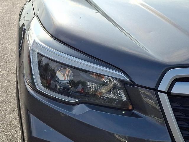 Photo of 2021 Magnetite Gray Metallic Subaru Forester