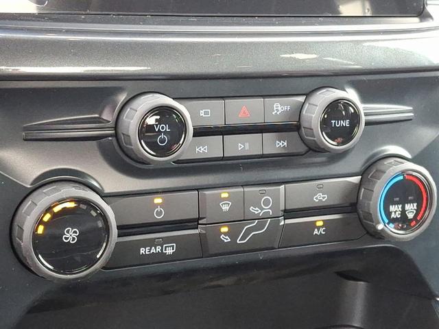 Photo of 2025 Oxford White Ford F-150