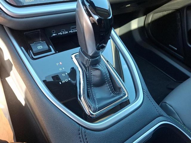 Photo of 2025 Ice Silver Metallic Subaru Outback