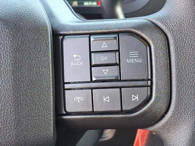 Photo of 2025 Space White Metallic Ford F-150