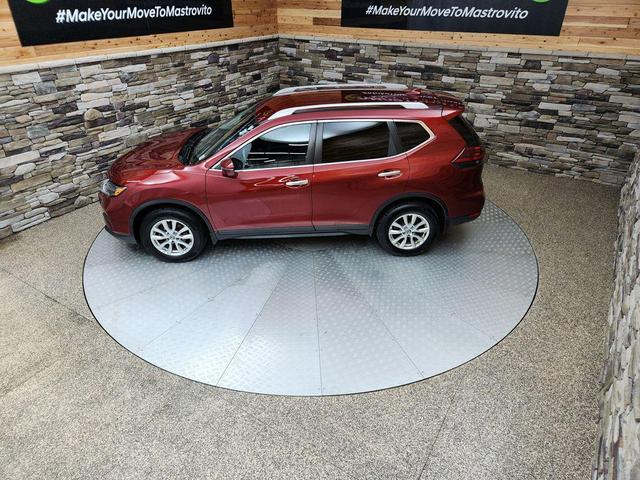 Photo of 2018 Scarlet Ember Nissan Rogue