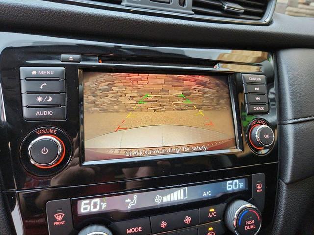 Photo of 2018 Scarlet Ember Nissan Rogue