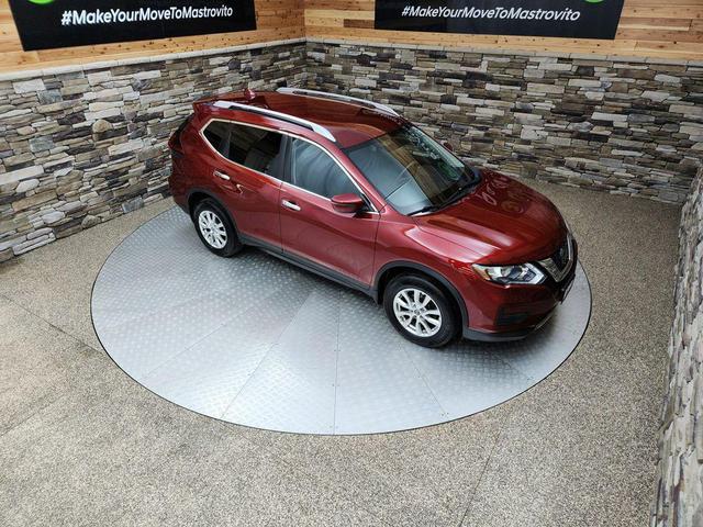 Photo of 2018 Scarlet Ember Nissan Rogue