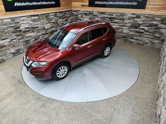 Photo of 2018 Scarlet Ember Nissan Rogue