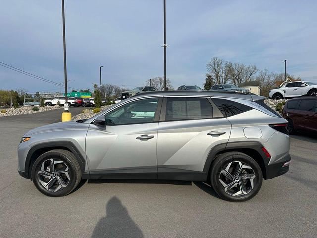 Photo of 2024 Shimmering Silver Hyundai TUCSON Hybrid