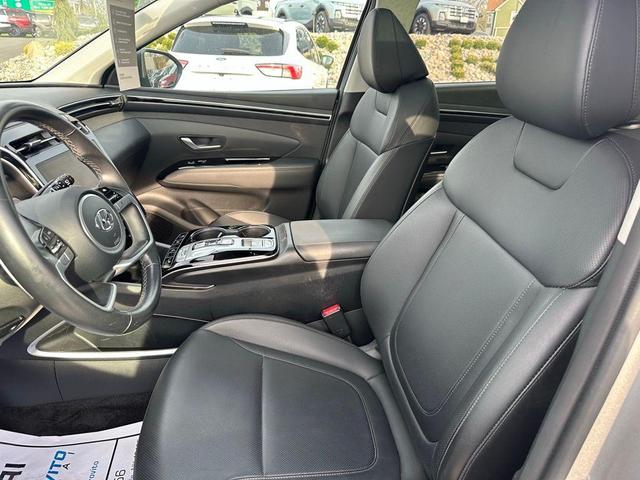 Photo of 2024 Shimmering Silver Hyundai TUCSON Hybrid