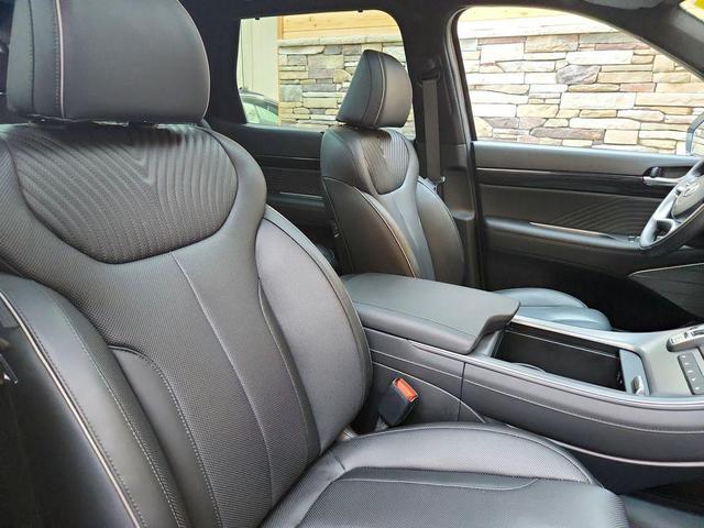 Photo of 2024 Emerald Hyundai PALISADE