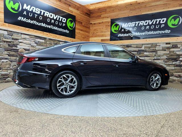 Photo of 2023 Carbon Blue Hyundai SONATA