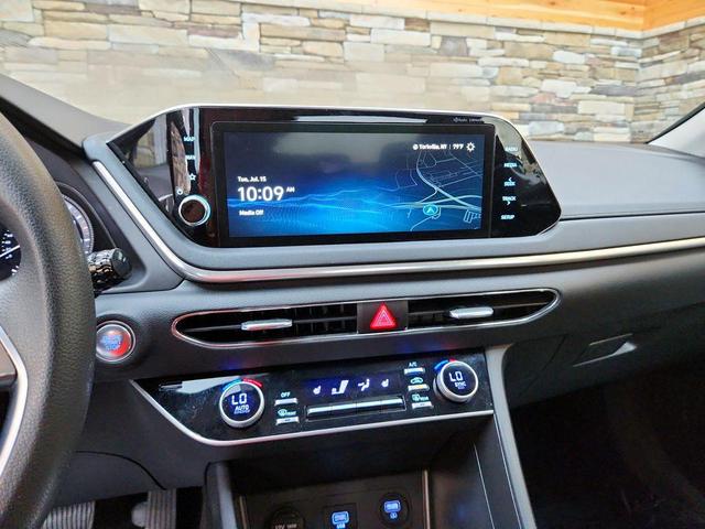 Photo of 2023 Carbon Blue Hyundai SONATA