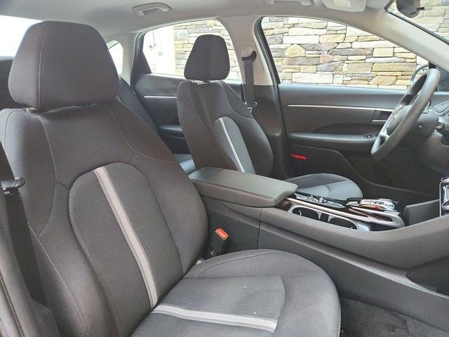 Photo of 2023 Carbon Blue Hyundai SONATA
