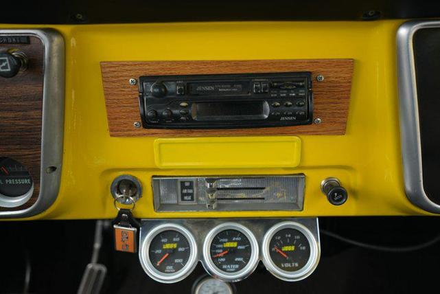 Photo of 1967 Yellow Chevrolet C10/K10