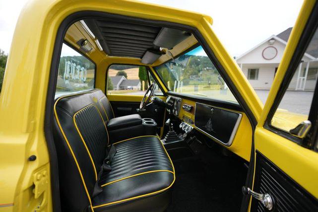 Photo of 1967 Yellow Chevrolet C10/K10